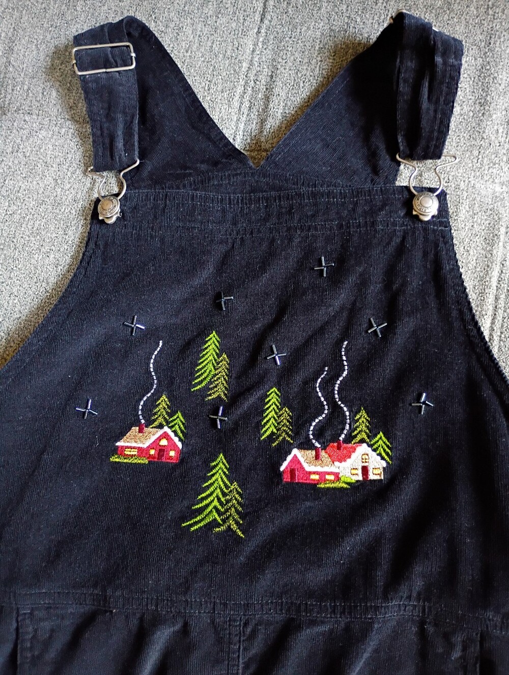 Vintage Woolrich Black Corduroy Embroidered Cabin Overall Dress Size Medium
